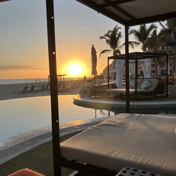 Playa Grande Resort - Beach area and pool - Resorts Near Me - Cabo San Lucas, BCS