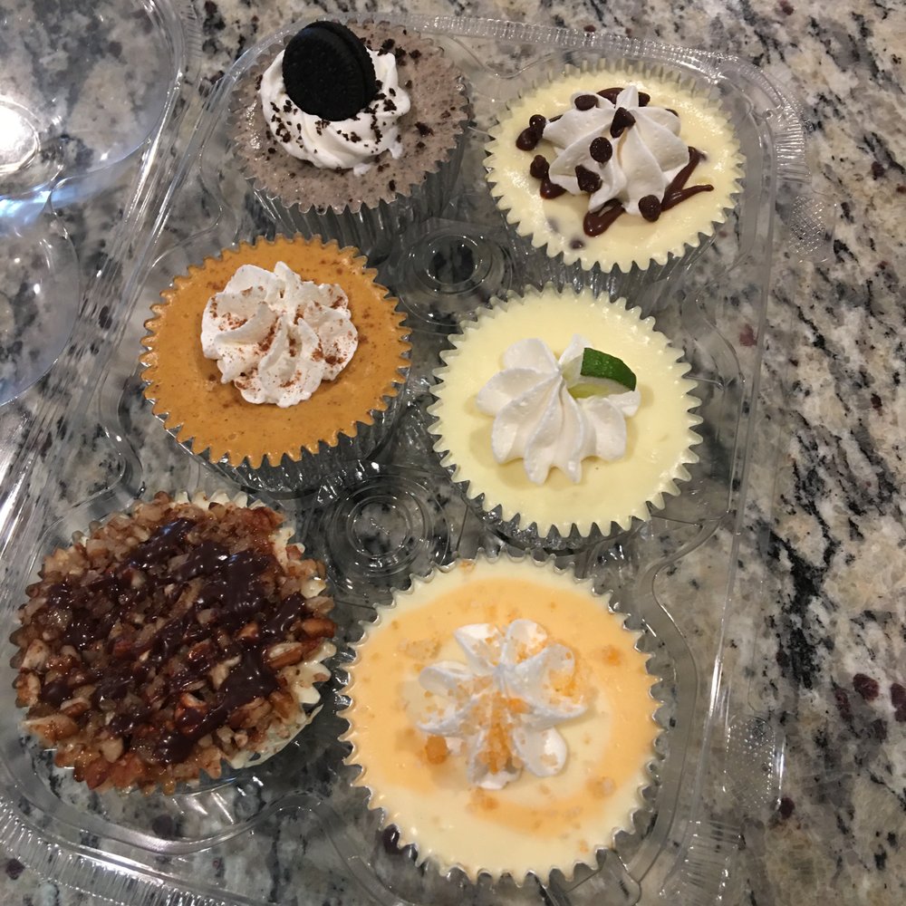 Pattiecakes Cheesecakery Logo