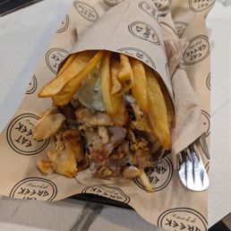 Pork and chicken gyro pita Pork and chicken gyro pita