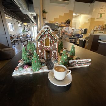 MidDay - Holiday Season espresso cheer - Coffee & Tea Near Me - Dayton, Ohio