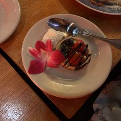 Daryl's House Restaurant & Music Club - Special Mother's Day, dessert