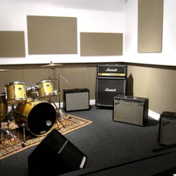 Rivington Music Rehearsal Studios - Studio 4, $30hr, call 212 353 0585 to book.