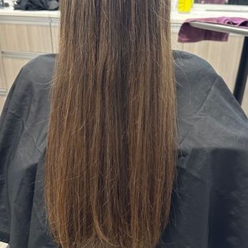 Amethyst Hair Studio - Before style & cut. - Hair Stylists Near Me - La Habra, California