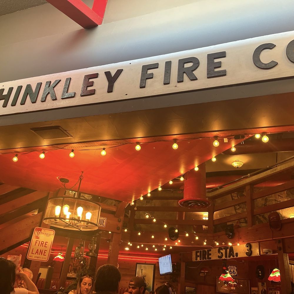 DiNapoli's Fire House - Interior vibe - Pizza Near Me - Barstow, California DiNapoli's Fire House - Interior vibe - Pizza Near Me - Barstow, California