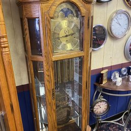 Howard Miller Grandfather clock. Howard Miller Grandfather clock.