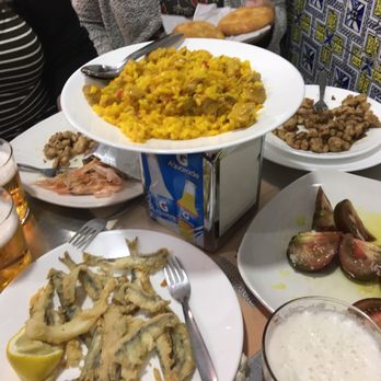 Los Diamantes - The best tapas in town. TONS of seafood! - Tapas Bars Near Me - Granada, GR