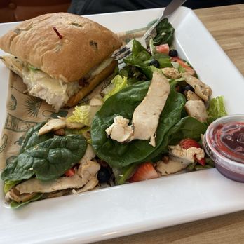 McAlister's Deli - Half jalapeno turkey crunch and half pecan berry salad with fat free raspberry pecan vinaigrette dressing - Sandwiches Near Me - Willis, Texas McAlister's Deli - Half jalapeno turkey crunch and half pecan berry salad with fat free raspberry pecan vinaigrette dressing - Sandwiches Near Me - Willis, Texas
