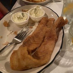 Beach's Supper Club - Friday night fish fry!