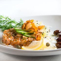 Auberge des Gallant - Smoked salmon tartar
