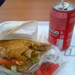 Subway - Promoção subway frango teria o + coca lata por 10 reais até 31 de outubro.