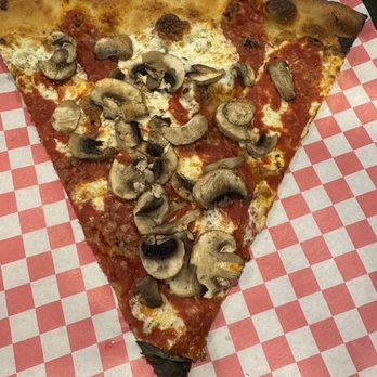 Grimaldi's Pizzeria - Pizza Near Me - Austin, Texas