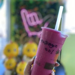 Shaka Shaka Tea Express - Mango Dragonfruit Smoothie