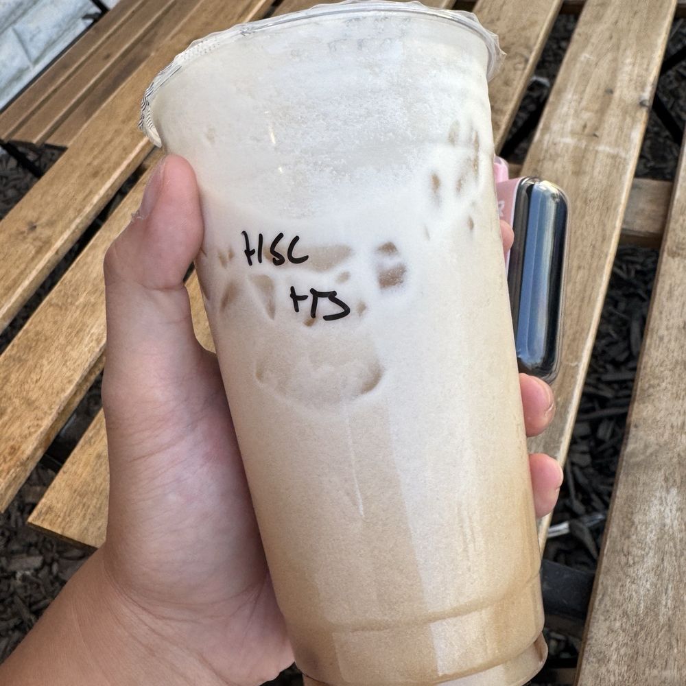 Hoji - Hojicha with sweet cream - Bubble Tea Near Me - Redlands, California Hoji - Hojicha with sweet cream - Bubble Tea Near Me - Redlands, California