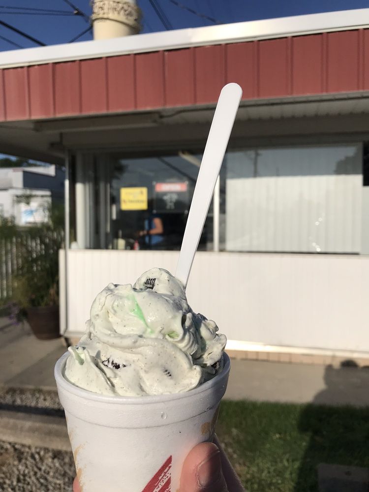 DAIRY BAR Updated August 2024 11 Photos 1002 W Burlington Ave