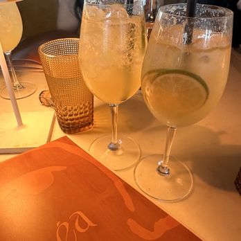 théa - Apres Midi spritzes - Mediterranean Near Me - Phoenix, Arizona théa - Apres Midi spritzes - Mediterranean Near Me - Phoenix, Arizona