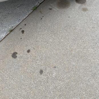 Diamond Ford - Leaks oil all over my driveway. I need to add oil every two weeks. - Car Dealers Near Me - Lancaster, California Diamond Ford - Leaks oil all over my driveway. I need to add oil every two weeks. - Car Dealers Near Me - Lancaster, California