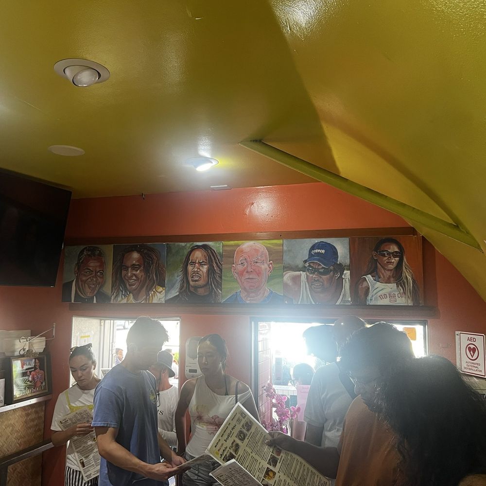 Kihei Caffe - Inside - Hawaiian Near Me - Kihei, Hawaii Kihei Caffe - Inside - Hawaiian Near Me - Kihei, Hawaii