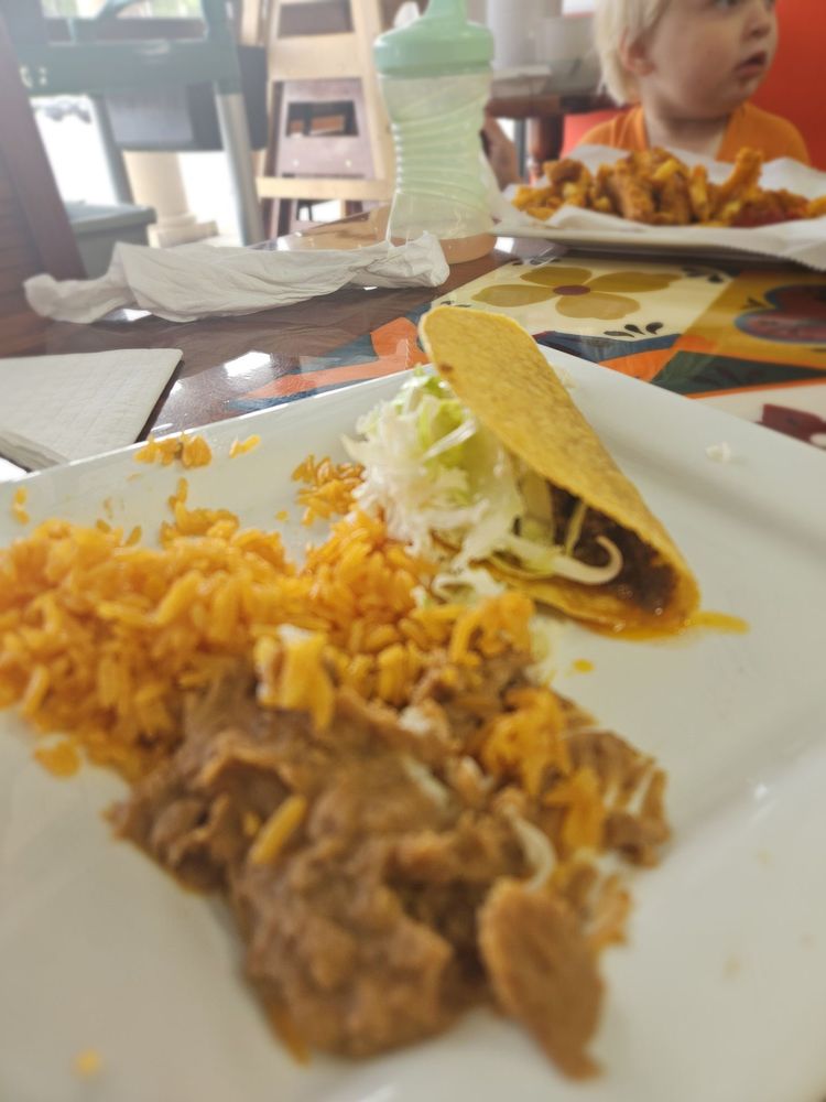 El Mariachi Mex & Grill