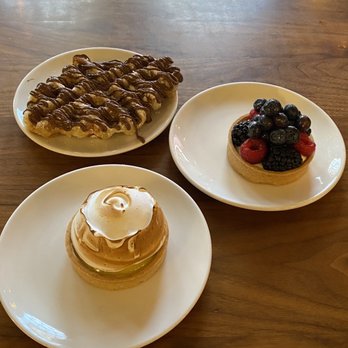 Izzio Bakery - berry tart, lemon meringue tart, nutella croffle - Bakeries Near Me - Denver, Colorado Izzio Bakery - berry tart, lemon meringue tart, nutella croffle - Bakeries Near Me - Denver, Colorado