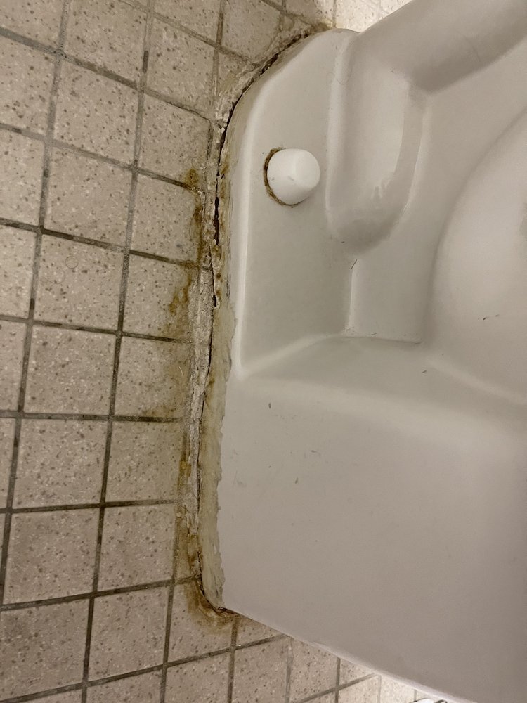 WRIGHT PATTERSON INN - Updated July 2025 - 67 Photos & 27 Reviews ...