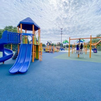 Northwoods Playgrounds | Playground Equipment & Installation