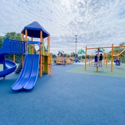Northview Park - Wide angle view from the opposite end of the entrance