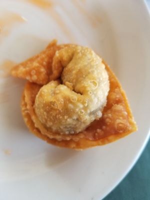 Golden Crown Inn by null