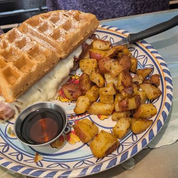 Mel's Tiki Cafe - Breakfast & Brunch Near Me - Indialantic, Florida