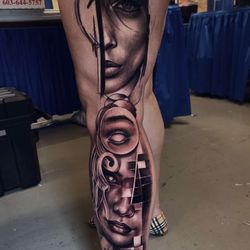Mackako Tattoo Studio - This tattoo is done by the studio's Owner Mackako. At the NH tattoo convention 2023. Black and gray. #Realism.