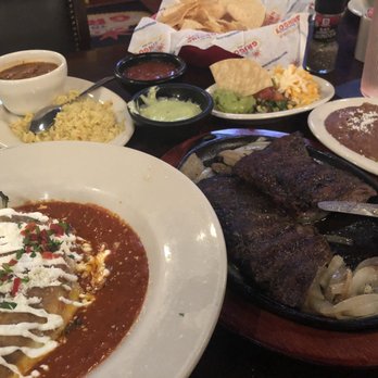 Gringo's Mexican Kitchen - Chili relleno, Fajita (not sliced), Charro, beans, rice, chips with tomato and avocado salsa. - Tex-Mex Near Me - Stafford, Texas