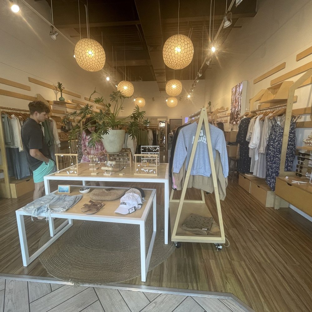 Mahina - Women's Clothing Near Me - Kailua, Hawaii Mahina - Women's Clothing Near Me - Kailua, Hawaii