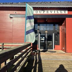 Penn Cove Outfitters - Outside