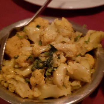 Agra Cafe - Gobi bhajee ($10). Lightly cooked, delicious & nicely seasoned. One of eleven vegan dishes on the menu. - Indian Near Me - Los Angeles, California Agra Cafe - Gobi bhajee ($10). Lightly cooked, delicious & nicely seasoned. One of eleven vegan dishes on the menu. - Indian Near Me - Los Angeles, California