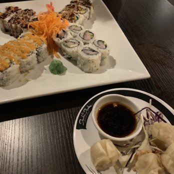 Gorilla Sushi Wicker Park - Sushi Bars Near Me - Chicago, Illinois