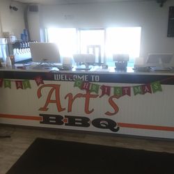 Art's BBQ - More Christmas spirit.