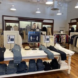 Polo Ralph Lauren Factory Store - Inside