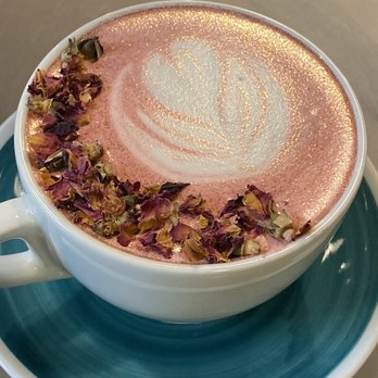 Werewolf Coffee Bar - Beet latte - Coffee & Tea Near Me - Chicago, Illinois