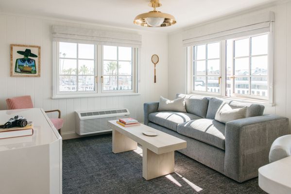 Bay Shores Peninsula Hotel by null