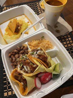 Birrieria Gomez by null