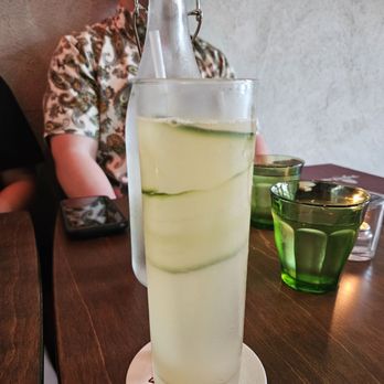 Pigeonhole - Forbidden sushi - Cocktail Bars Near Me - Honolulu, Hawaii