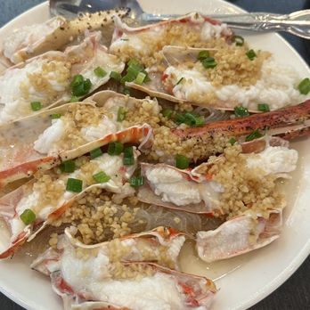 Grand Cafe - Garlic steamed Norwegian King Crab Legs with Bean Thread Noodle - Cafes Near Me - Dublin, California
