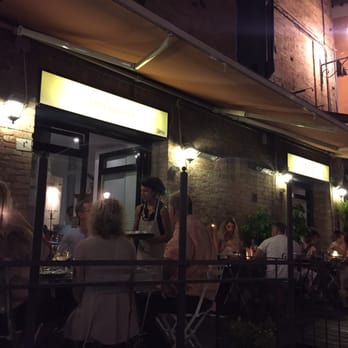 Salefino Vino e Cucina - Lovely patio - Tuscan Near Me - Siena, SI