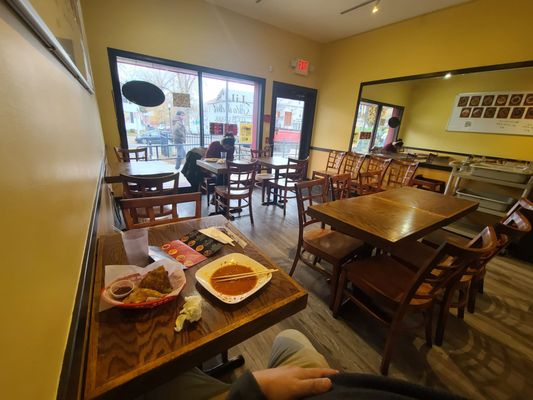 Lili's Restaurant by null