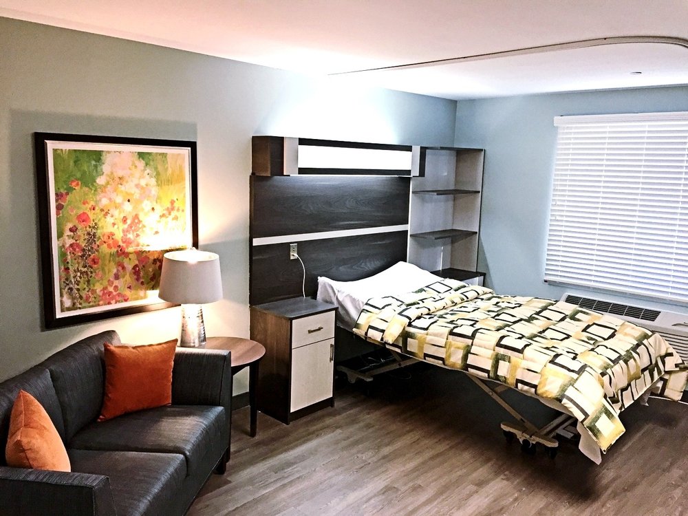 SPRING CREEK NURSING AND REHAB Updated September 2024 17 Photos 777 Draper Ave, Joliet