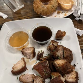 Da Burger Wing Hub - Burgers Near Me - Wahiawa, Hawaii Da Burger Wing Hub - Burgers Near Me - Wahiawa, Hawaii