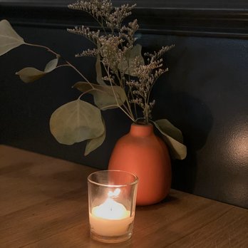 Canon - Table decor - Cocktail Bars Near Me - Sacramento, California Canon - Table decor - Cocktail Bars Near Me - Sacramento, California