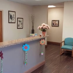 Hearinc - Akron office, reception/waiting area
