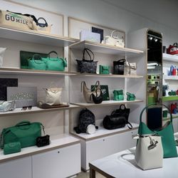 Longchamp - Handbags