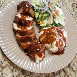 Plaza Cafe & Grill