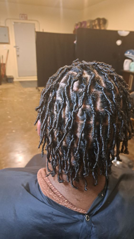 Dee’s hair designs